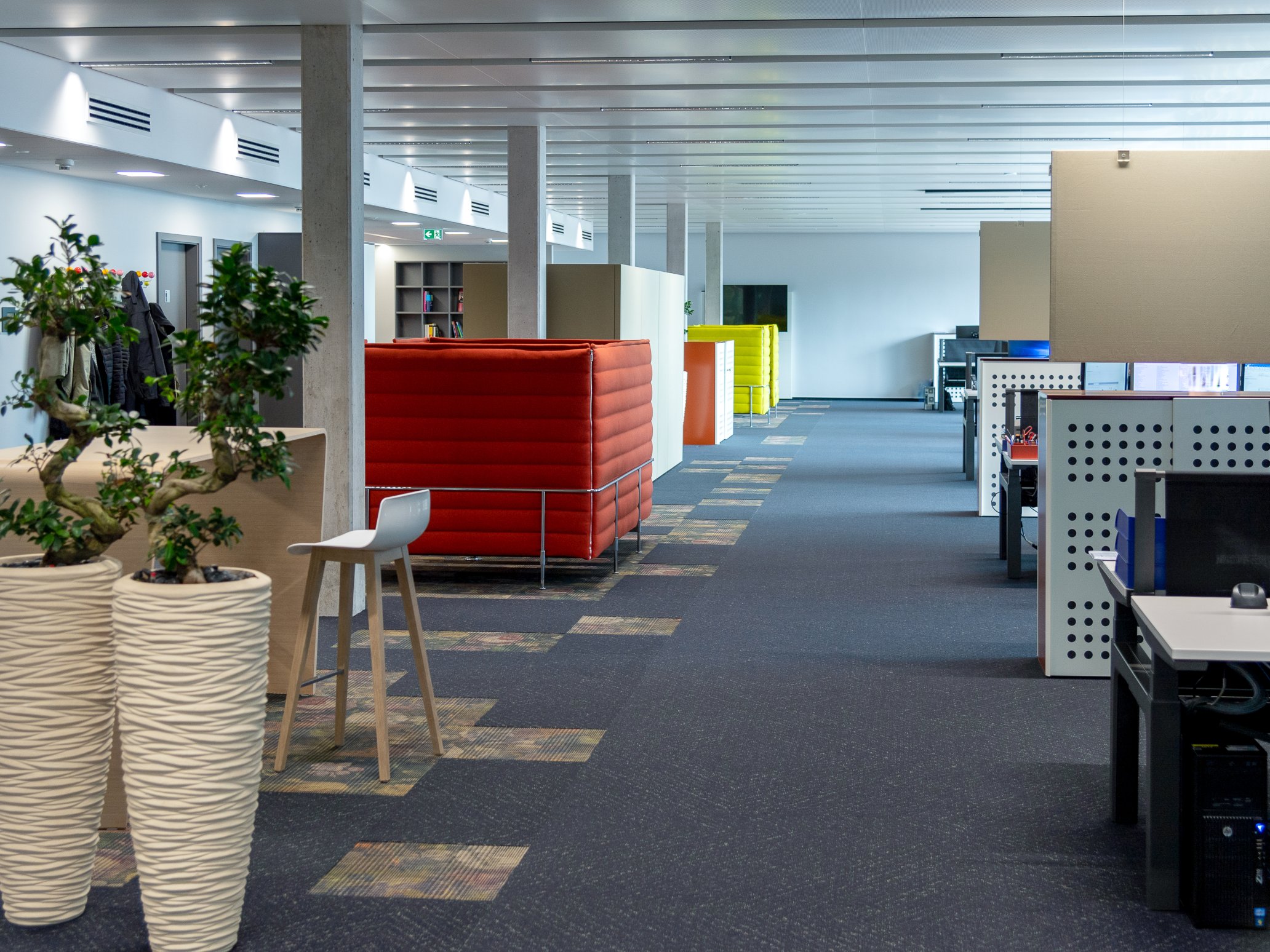 Arbeitsplätze und Rückzugsmöglichkeiten VMR, Mönchweiler Arbeitsplätze und Rückzugsmöglichkeiten VMR, Mönchweiler