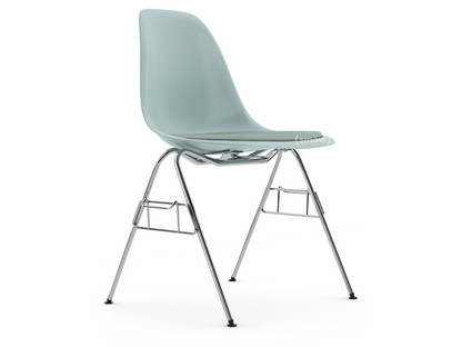 Eames Plastic Side Chair RE DSS Eisgrau|Mit Sitzpolster|Eisblau / elfenbein|Mit Reihenverbindung (DSS)