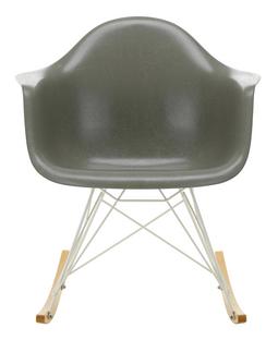 Eames Fiberglass Armchair RAR Eames raw umber|Weiß|Ahorn gelblich