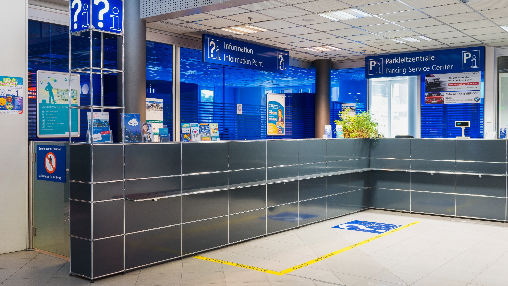 Flughafen mit USM Möbeln