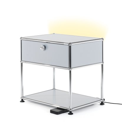 USM Haller E Nachttisch mit dimmbarem Licht, USM mattsilber