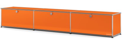 USM Haller Lowboard XL, individualisierbar, Reinorange RAL 2004, Mit 3 Klappen, 35 cm