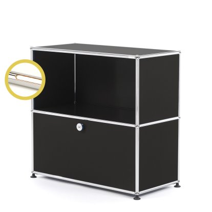 USM Haller E Sideboard M mit Fachbeleuchtung, Graphitschwarz RAL 9011, Warmweiß
