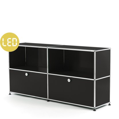 USM Haller E Sideboard L mit Fachbeleuchtung