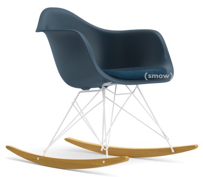 Eames Plastic Armchair RE RAR mit Polsterung, Meerblau, Mit Sitzpolster, Meerblau / dunkelgrau, Ohne Keder, Weiß/Ahorn gelblich