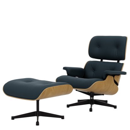 Eames Lounge Chair & Ottoman, Kastanie natur, Leder Premium F rauchblau, 89 cm, Aluminium poliert, Seiten schwarz