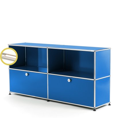USM Haller E Sideboard L mit Fachbeleuchtung, Enzianblau RAL 5010, Warmweiß
